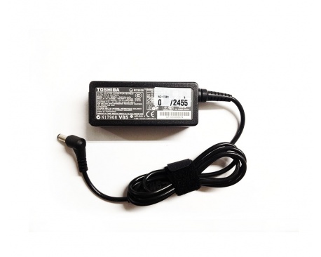 Cargador Original Para Netbook Toshiba 19V 1.58A 5.5x2.5mm